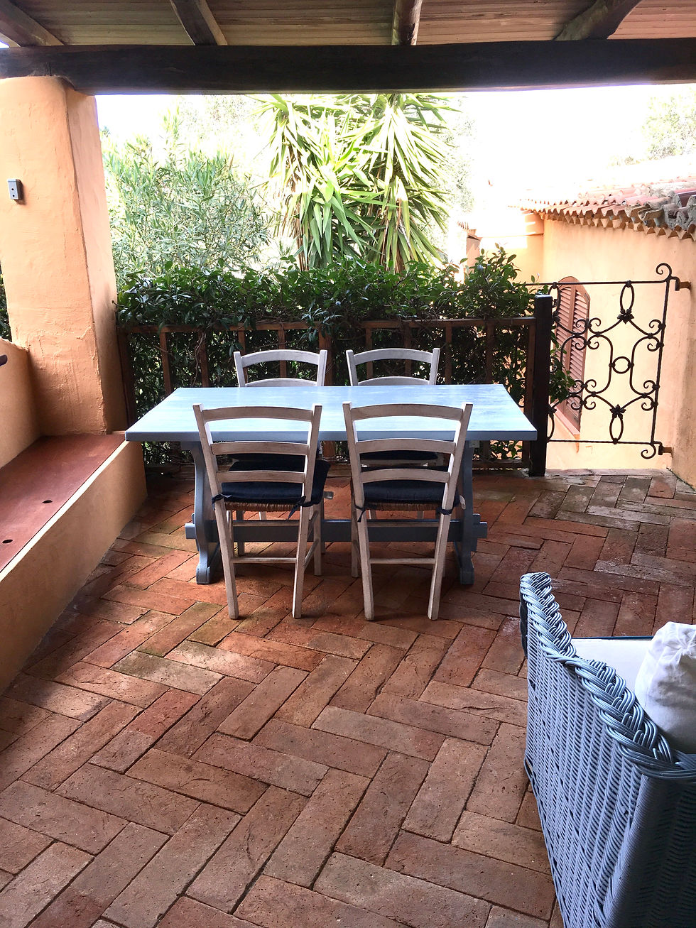 Zona pranzo esterna
