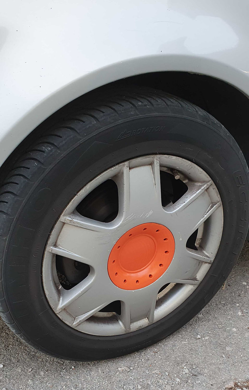 Küçük resim: Volkswagen Bora 2000-2005 12 Delikli Jant Kapağı