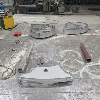 금속 놀이기구 제작 / 조합놀이대 제작/놀이시설 시공 /경관 조명 시공/금속 구조물 제작