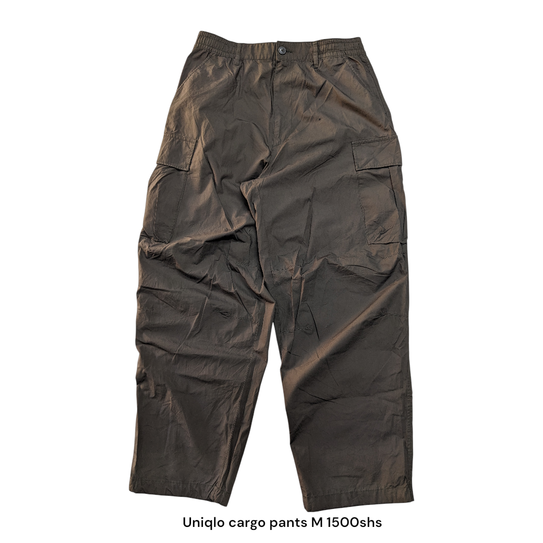 Uniqlo cargo pants M