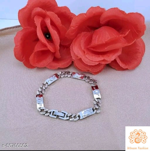 Thumbnail: Gelang Cantik wanita