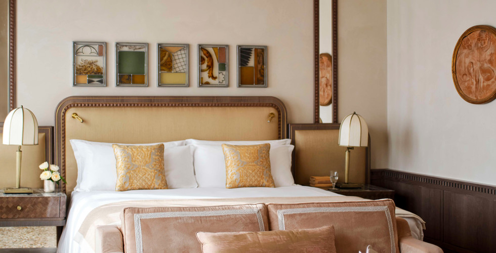 Image of the Deluxe Room, image courtesy of Orient Express Venezia, Giulio Ghirardi