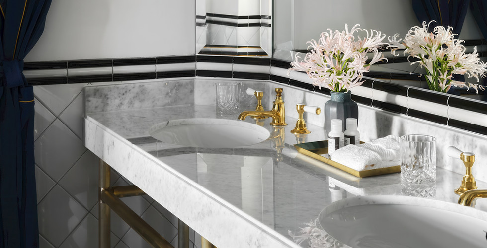 image of a hotel Bathroom, image courtesy of Hyatt, Douglas Friedman