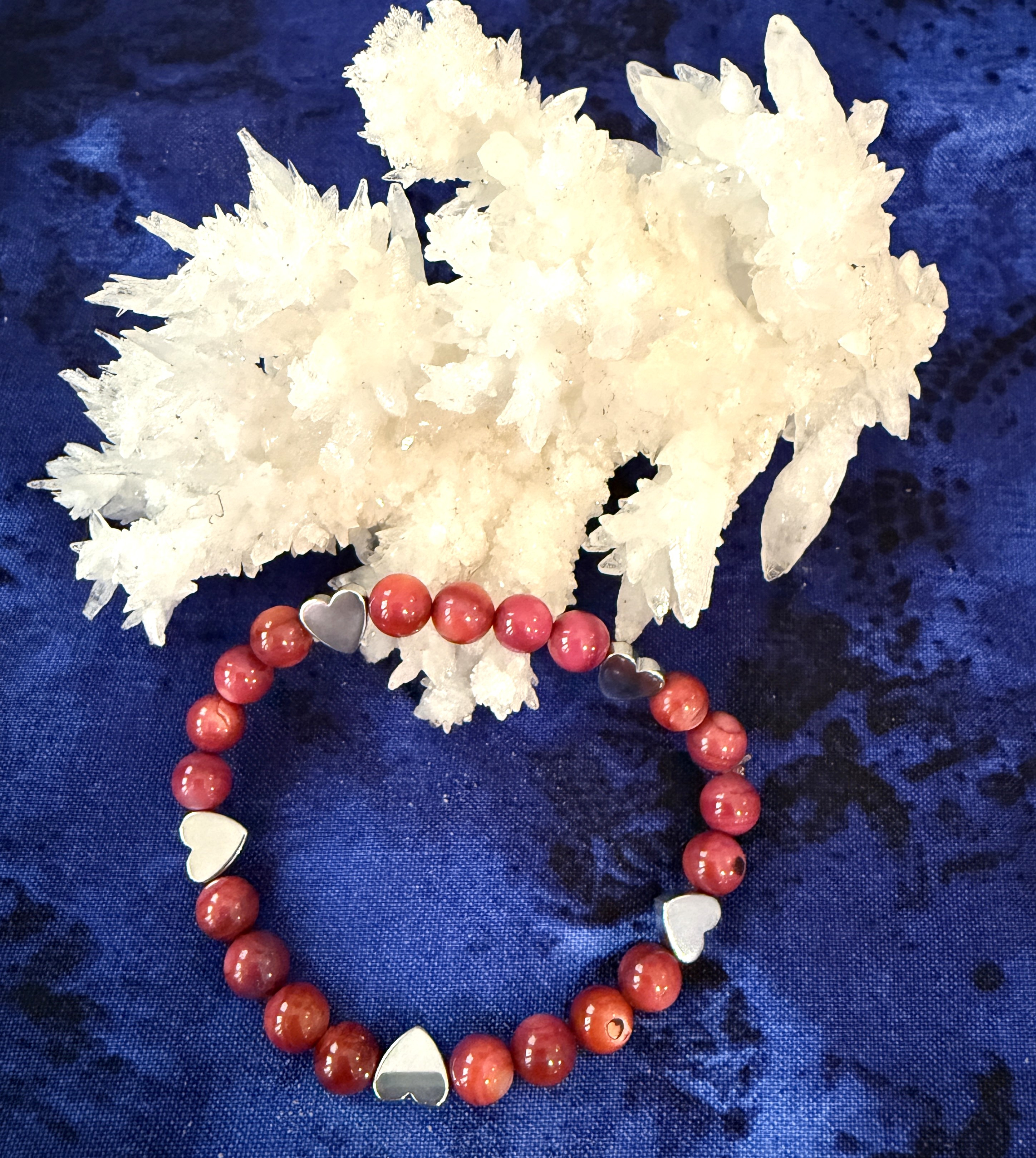 B 31 - Dyed Quartz and Pewter 7" Bracelet