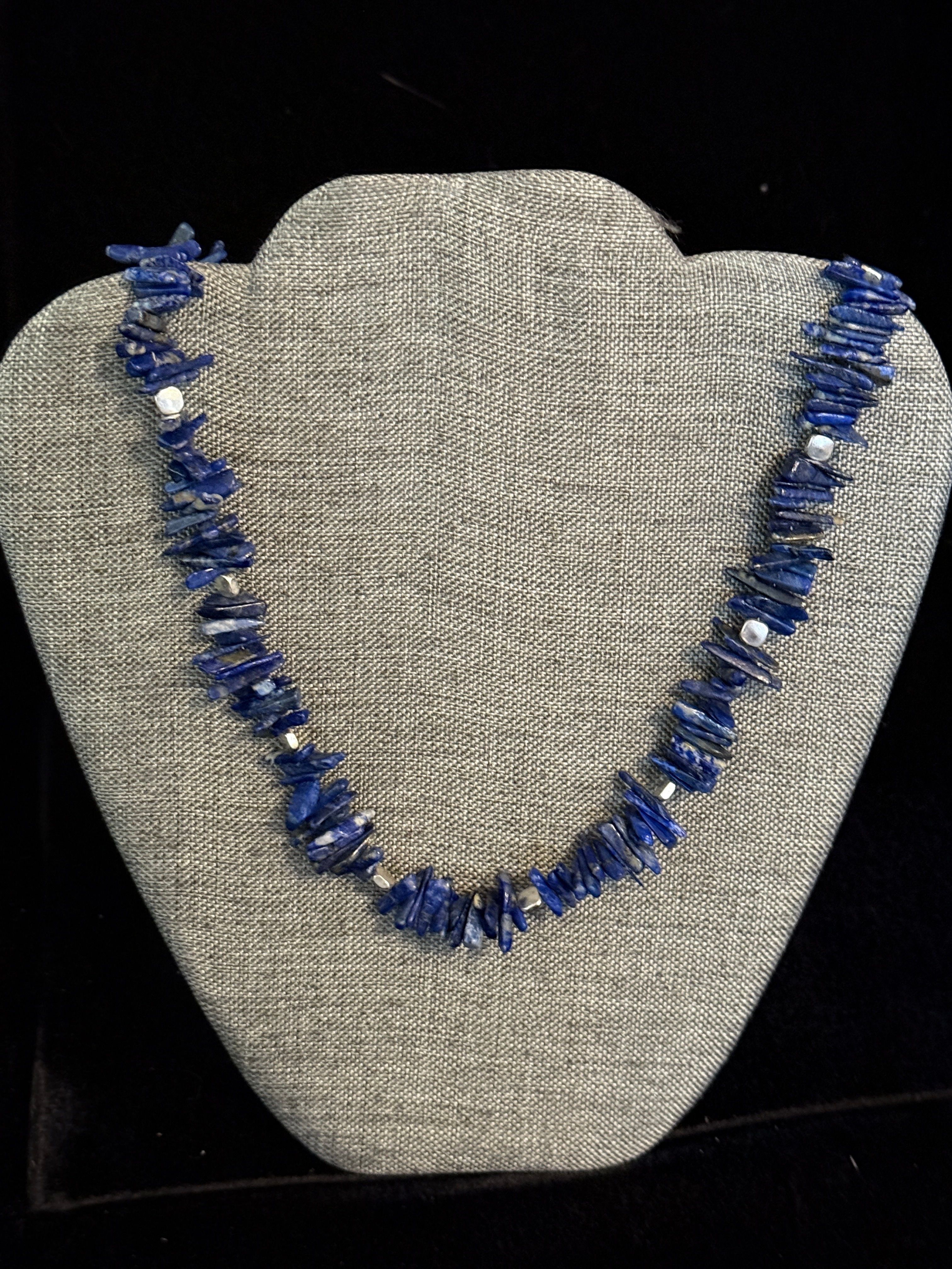 N 183 - Sodalite Necklace