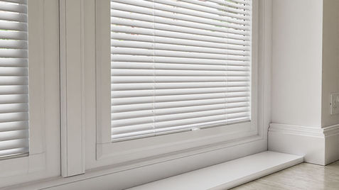 perfect fit blinds, perfect fit wood blinds, perfect fit roller blinds, perfect fit aluminium venetian, made to measure blinds, blinds in Beeston Nottingham, long eaton, blinds in derby, blinds in nottingham