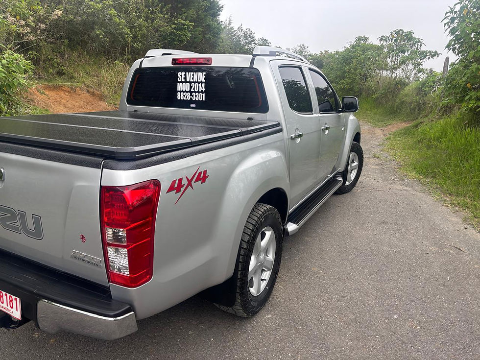 Miniatura: Isuzu D-Max 2014