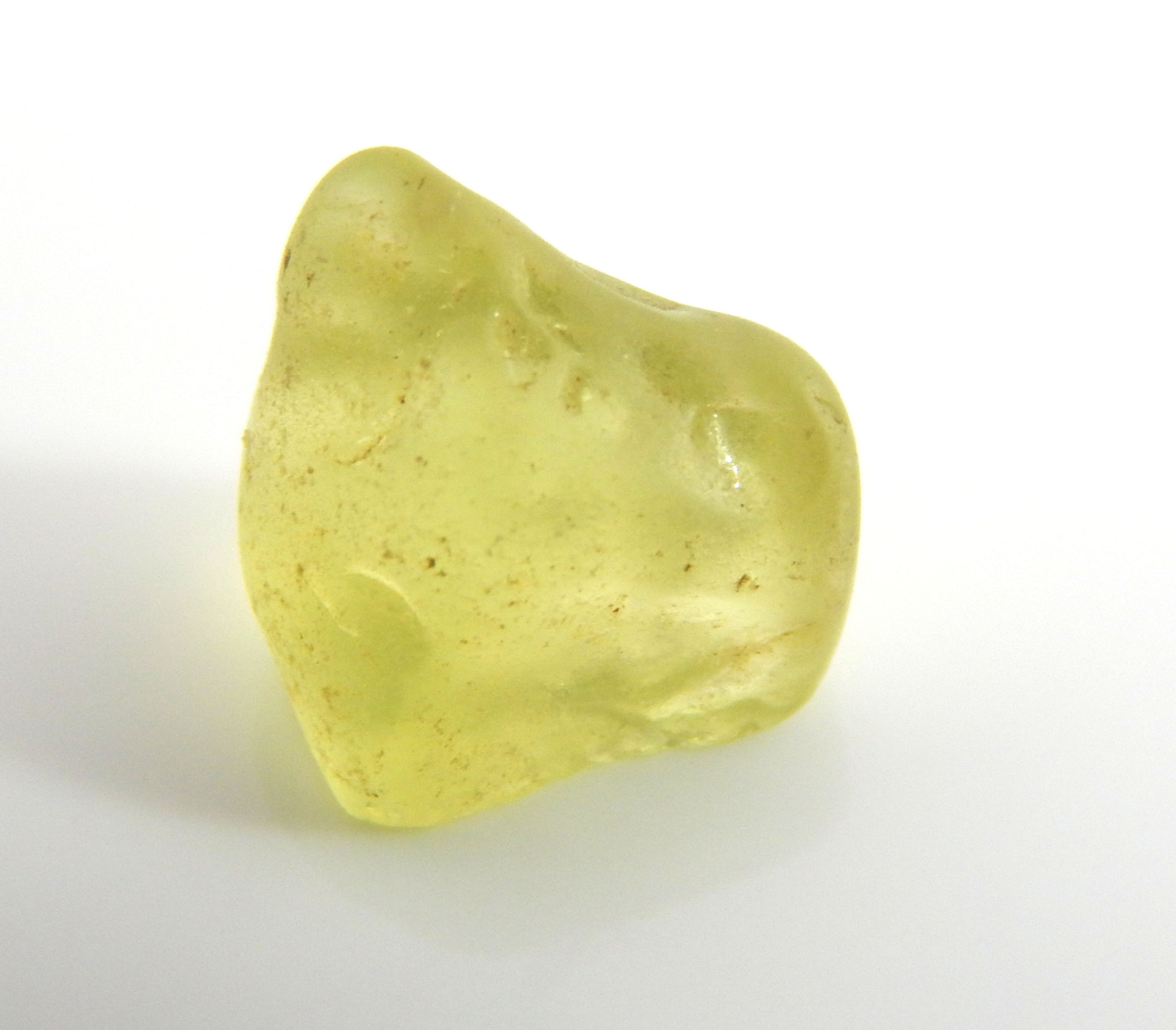 Chrysoberyl facet rough 0.61g (70p)