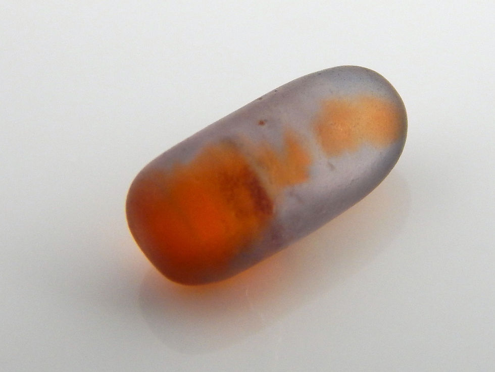 Thumbnail: Colombia Heated B-color Sapphire Rough 0.4 Grams (#102p)