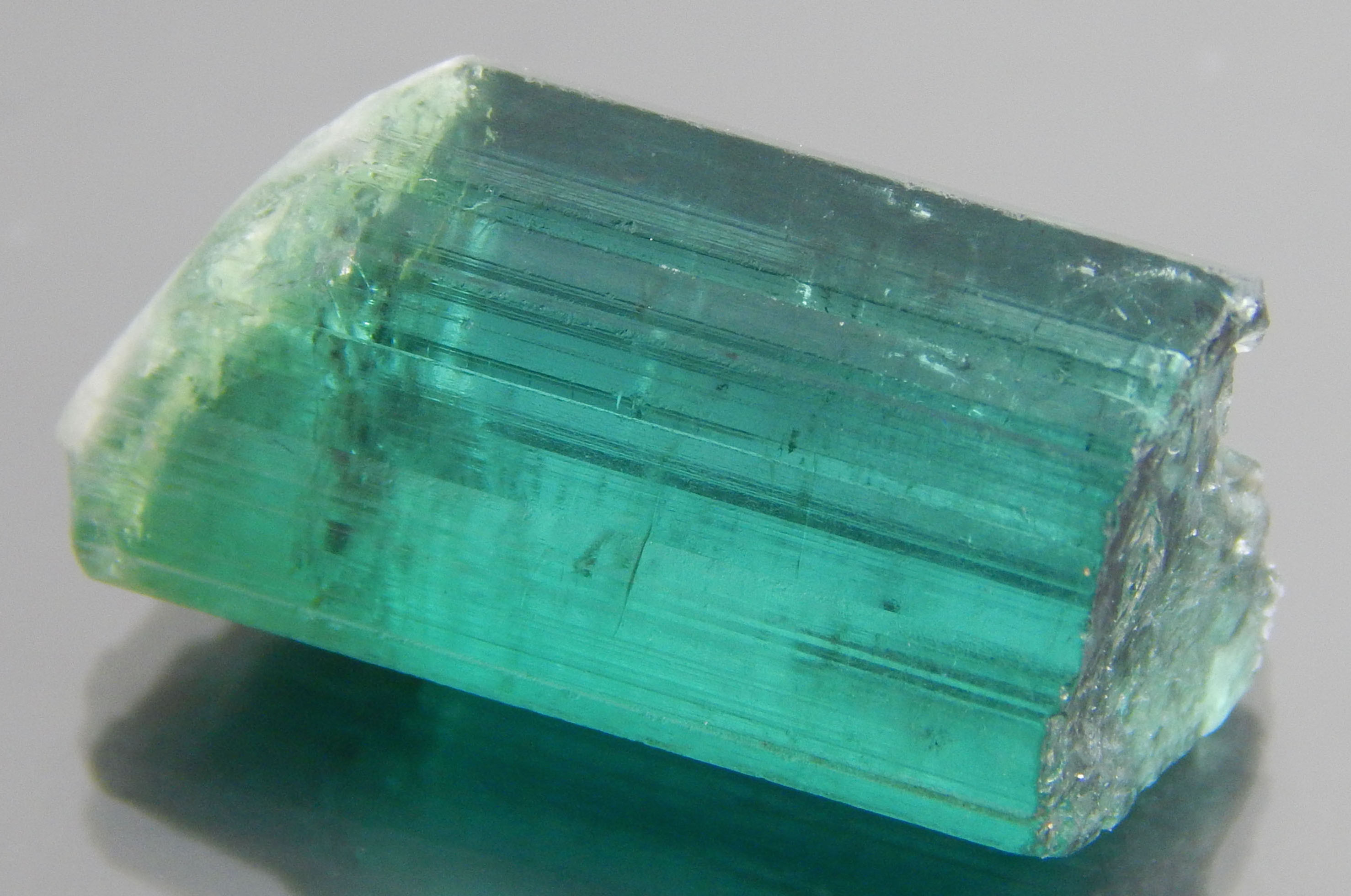 Green Tourmaline Crystal/Cabbing Rough 3.0g (#13)