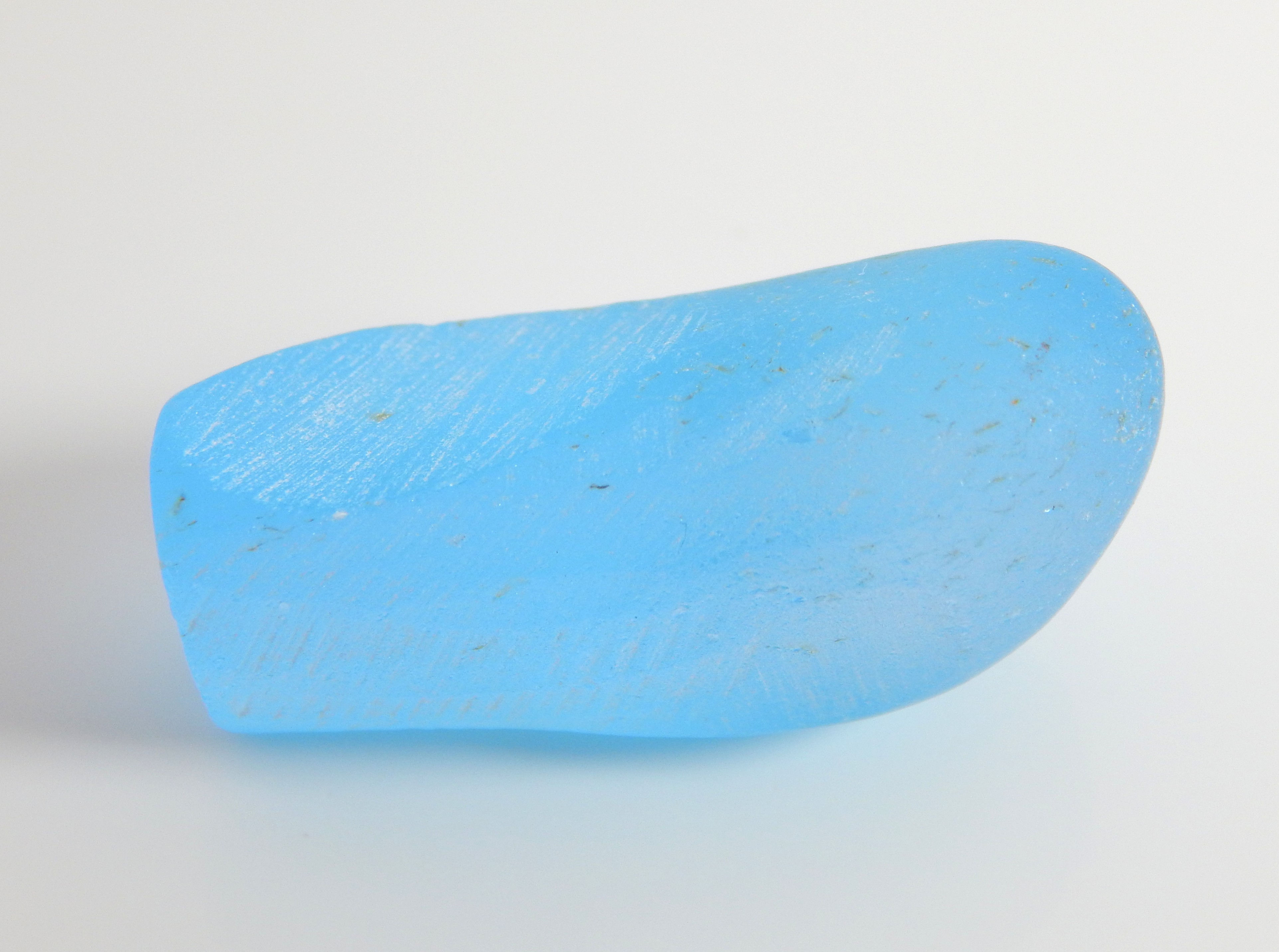 Sky blue Topaz facet rough 15.75g (332p)