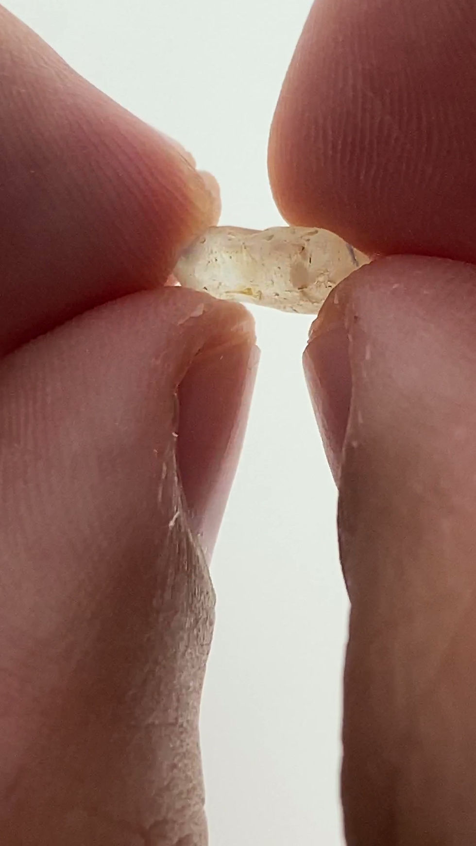 Thumbnail: Yellow Montana Sapphire facet rough 0.51g (1719p)
