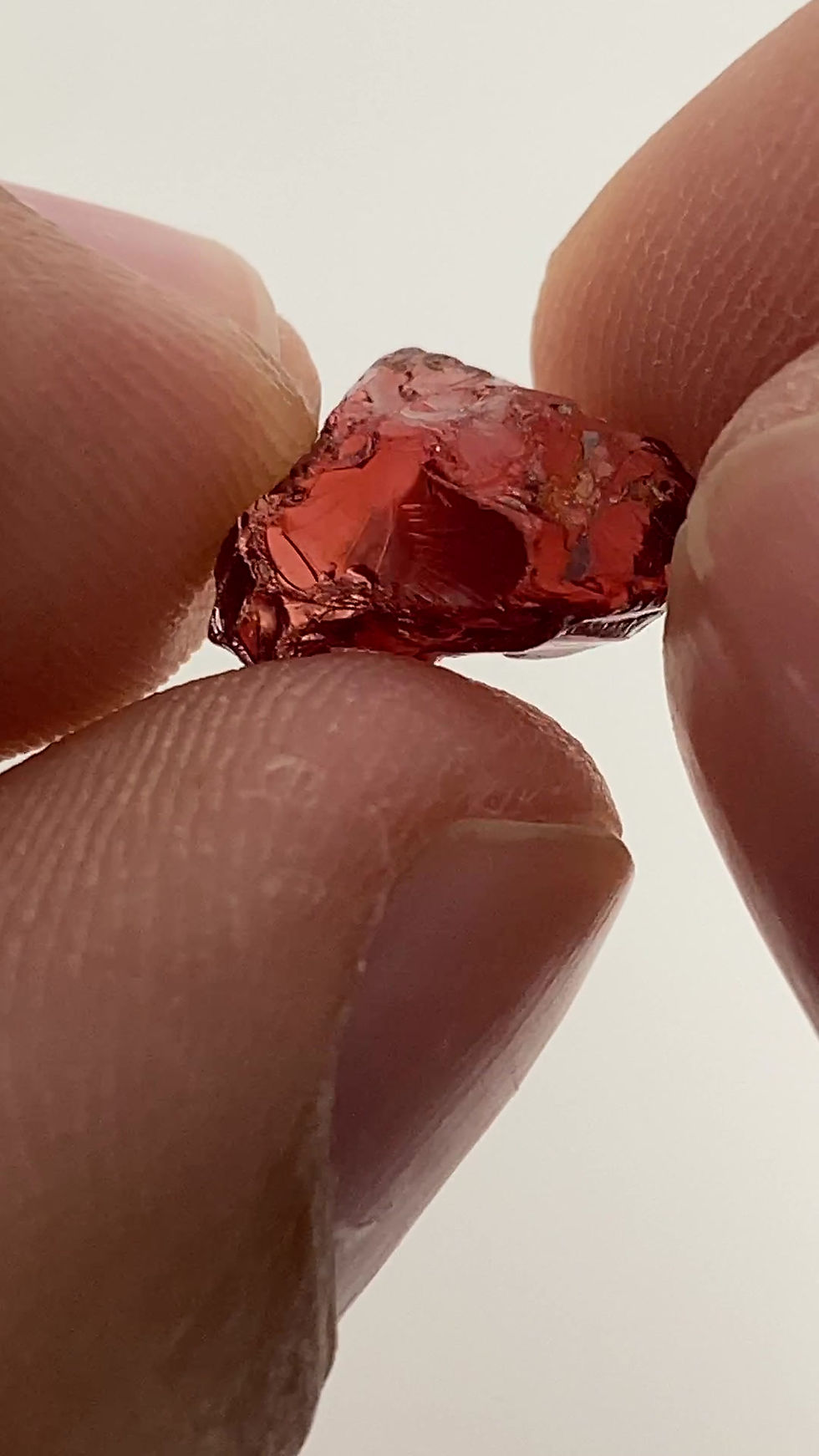 Thumbnail: Malaya Garnet Facet Rough 1.16g (1257p)