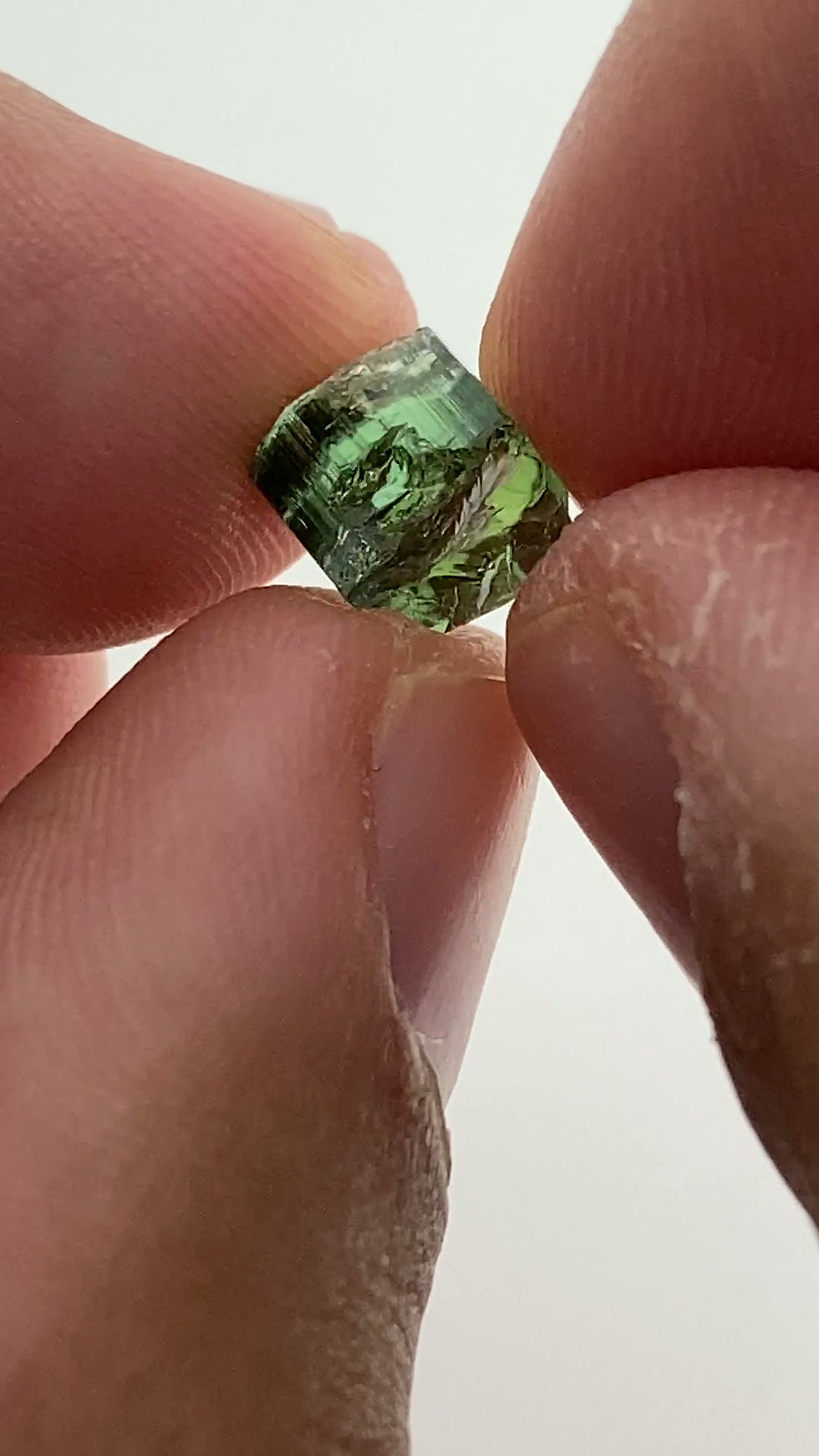 Thumbnail: Tourmaline facet rough 0.69g (973p)