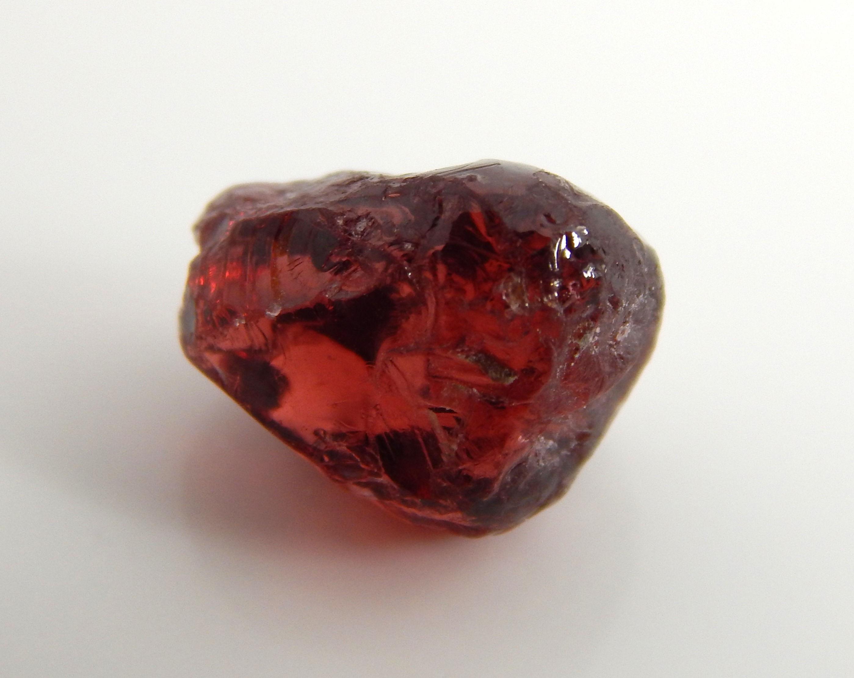 Malaya Garnet Facet rough 1.19g (1611p)