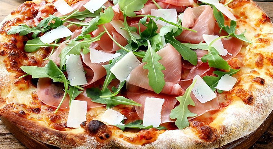 PIZZA WITH PORK MEAT
