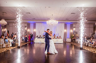 Chicagoland Wedding DJ Essence Weddings First Dance