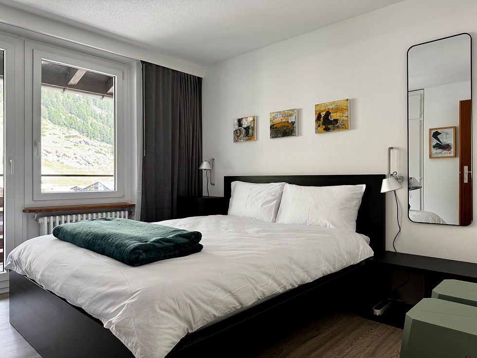 double bedroom layout - apartment saphir holiday let