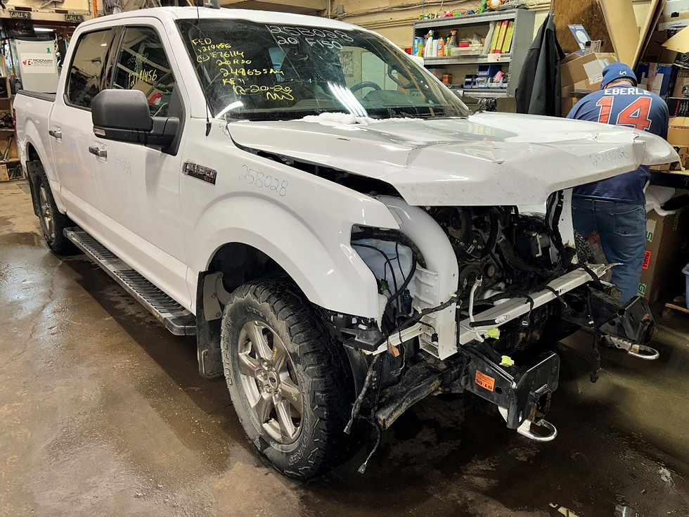 Front right view of a 2020 F150 XLT 5.0L CREW 4X4