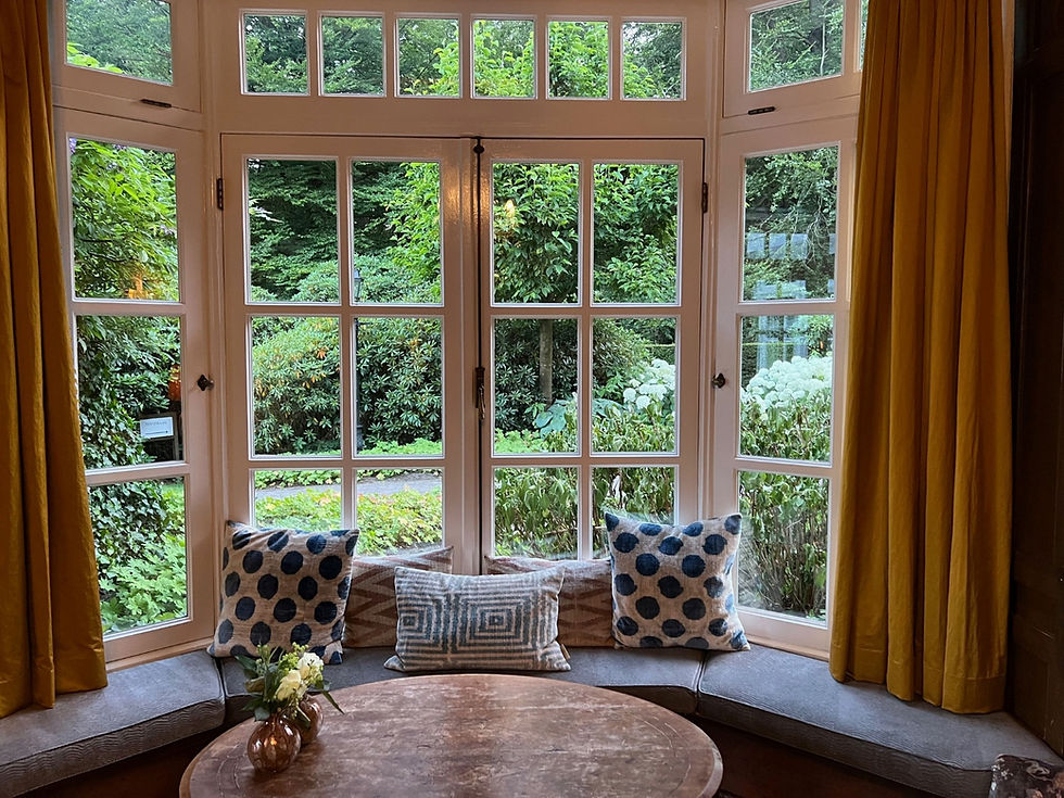 How to Choose the Best Materials for Your Bay Windows