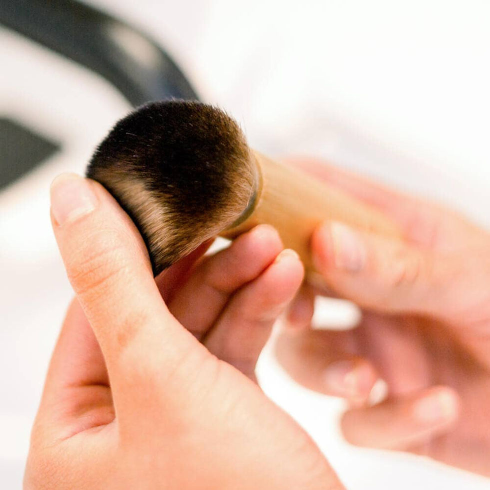 Thumbnail: Self Tanner Kabuki Facial Brush