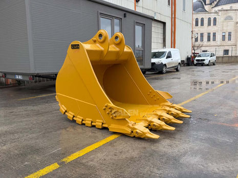CAT330 Rock Bucket
