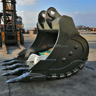 Volvo EC380 Rock Bucket