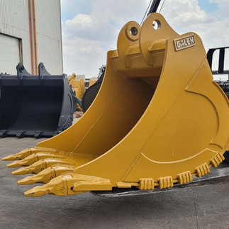Komatsu PC210 General Purpose Bucket