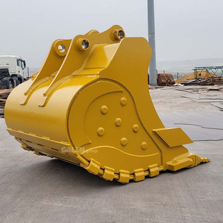 Komatsu PC390 Rock Bucket