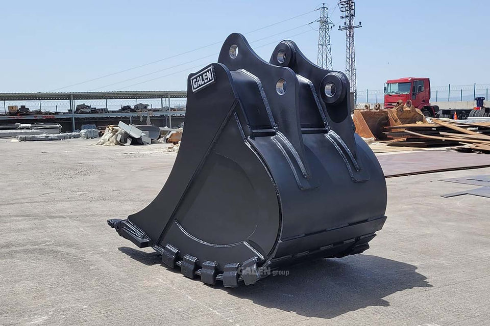 Doosan DX225 Rock Bucket