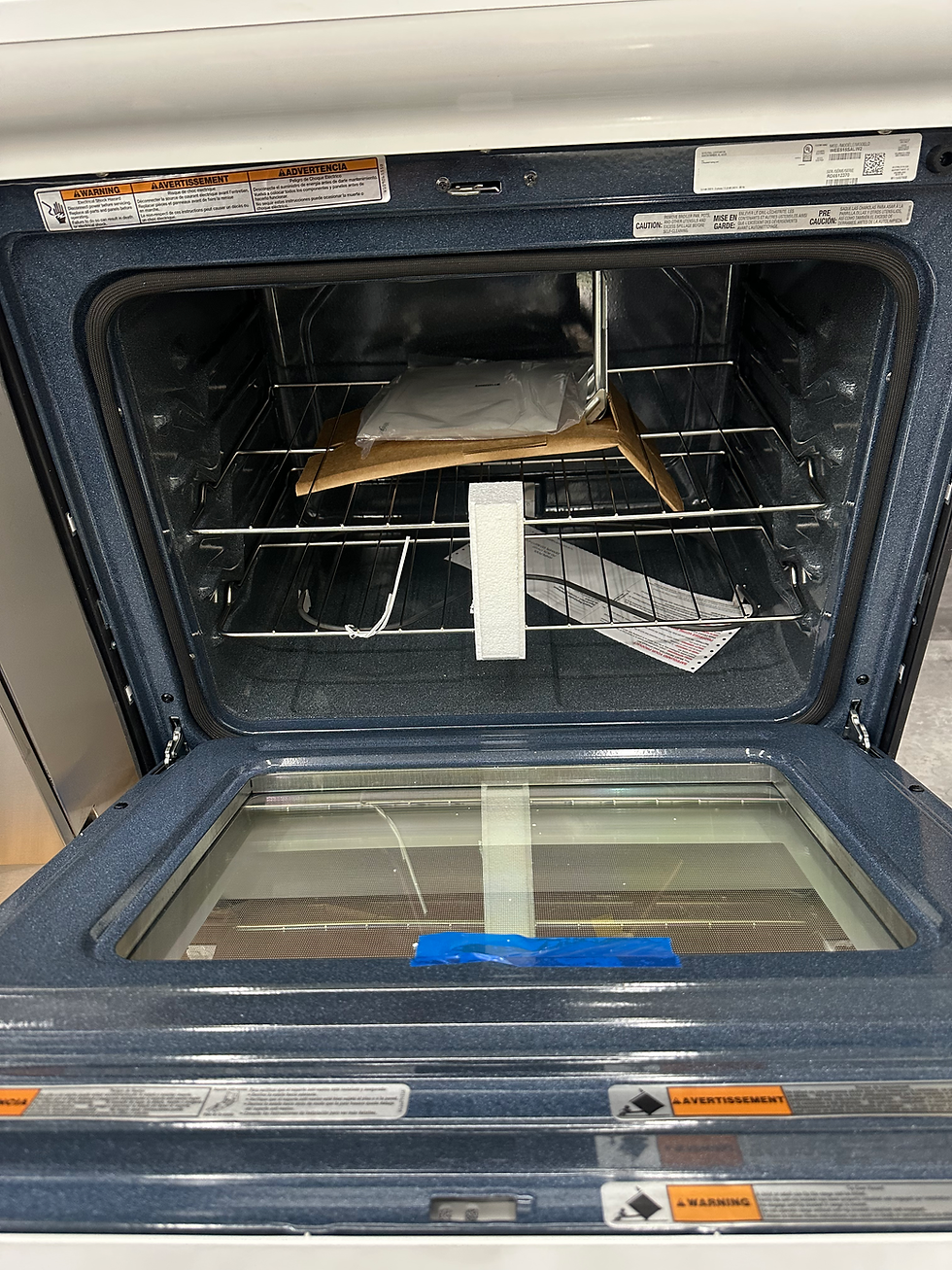 Thumbnail: Whirlpool 30” Slide-in Electric White Range