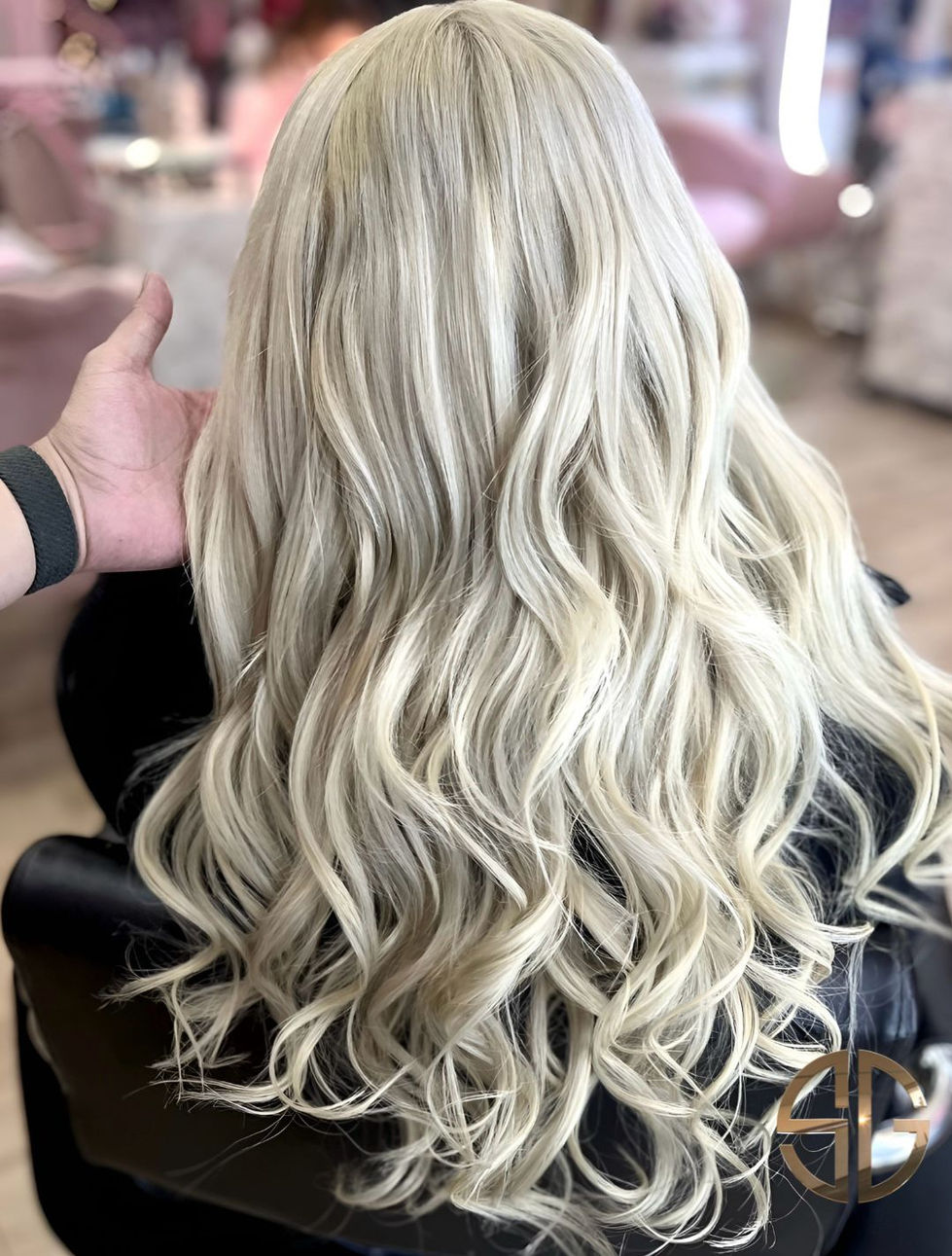 200 GR DE EXTENSIONES DE 22" +DECOLORACION