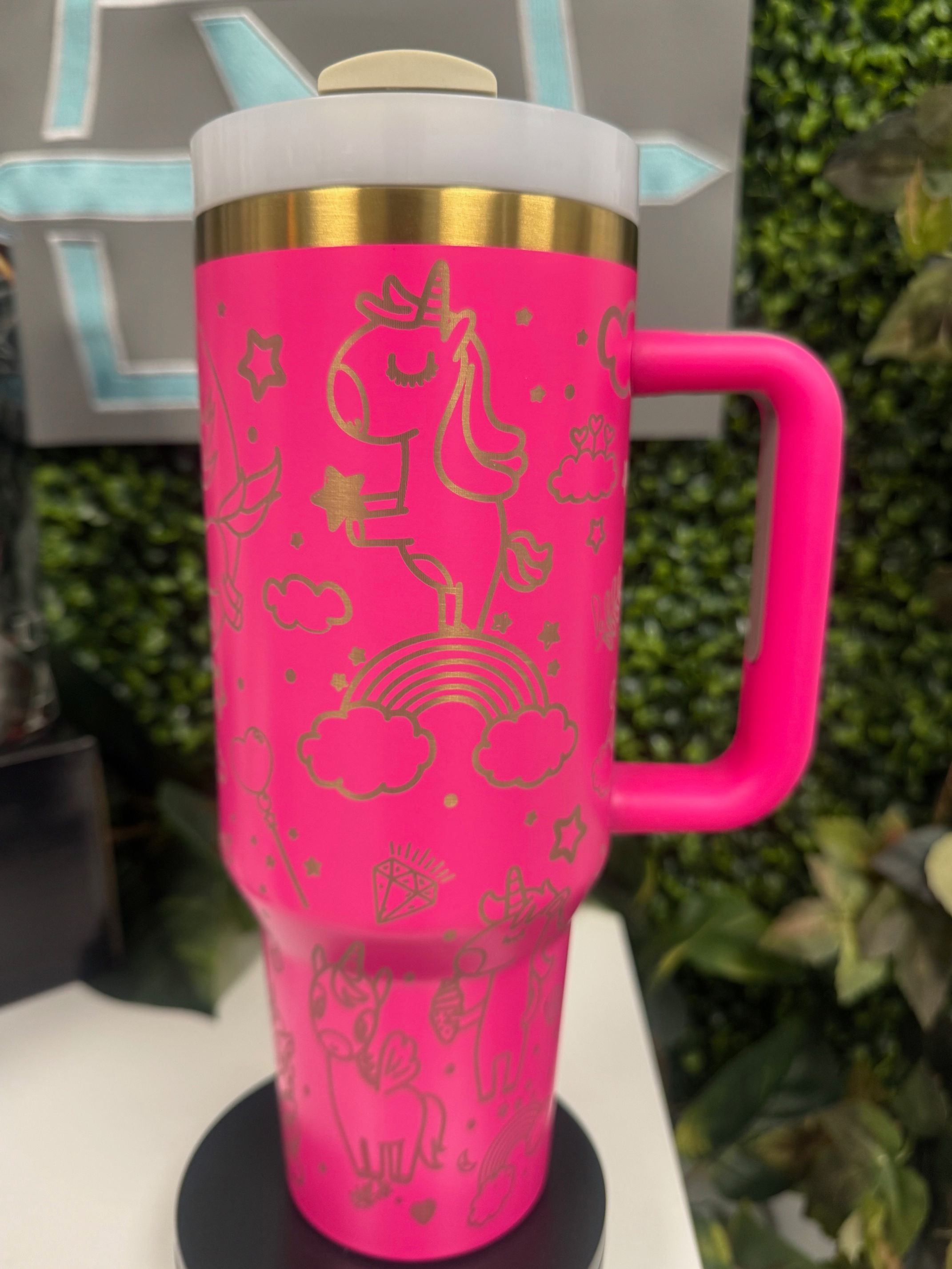 40oz Engraved Tumbler - Cute Unicorn Design.