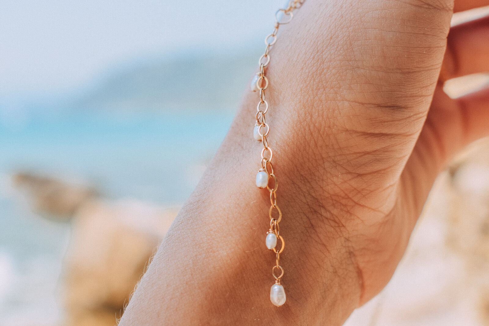 Dangling Rice Pearls Lariat Necklace