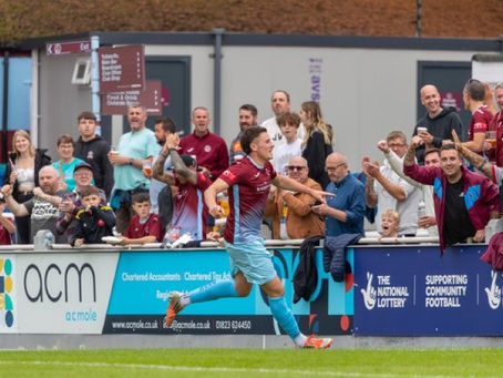 Archie Ferris Signs!