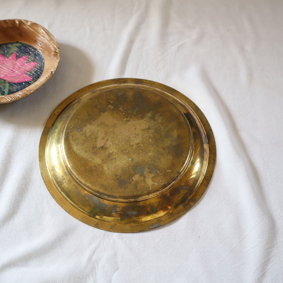 Thumbnail: Vintage Tarnish Brass Plate (r)