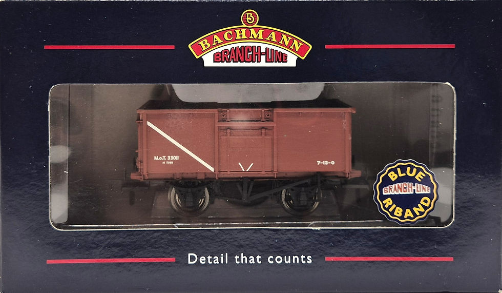 Thumbnail: Bachmann 37-376 BR 16T Pressed End Door Steel Mineral Wagon 33011 M.O.T Bauxite