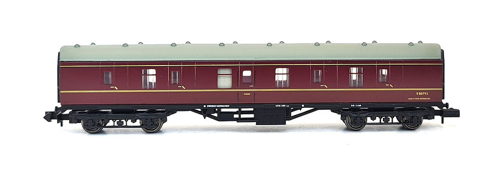 Thumbnail: Graham Farish 374-027A Mk1 BG Full Brake Coach E80792 in BR Maroon Livery