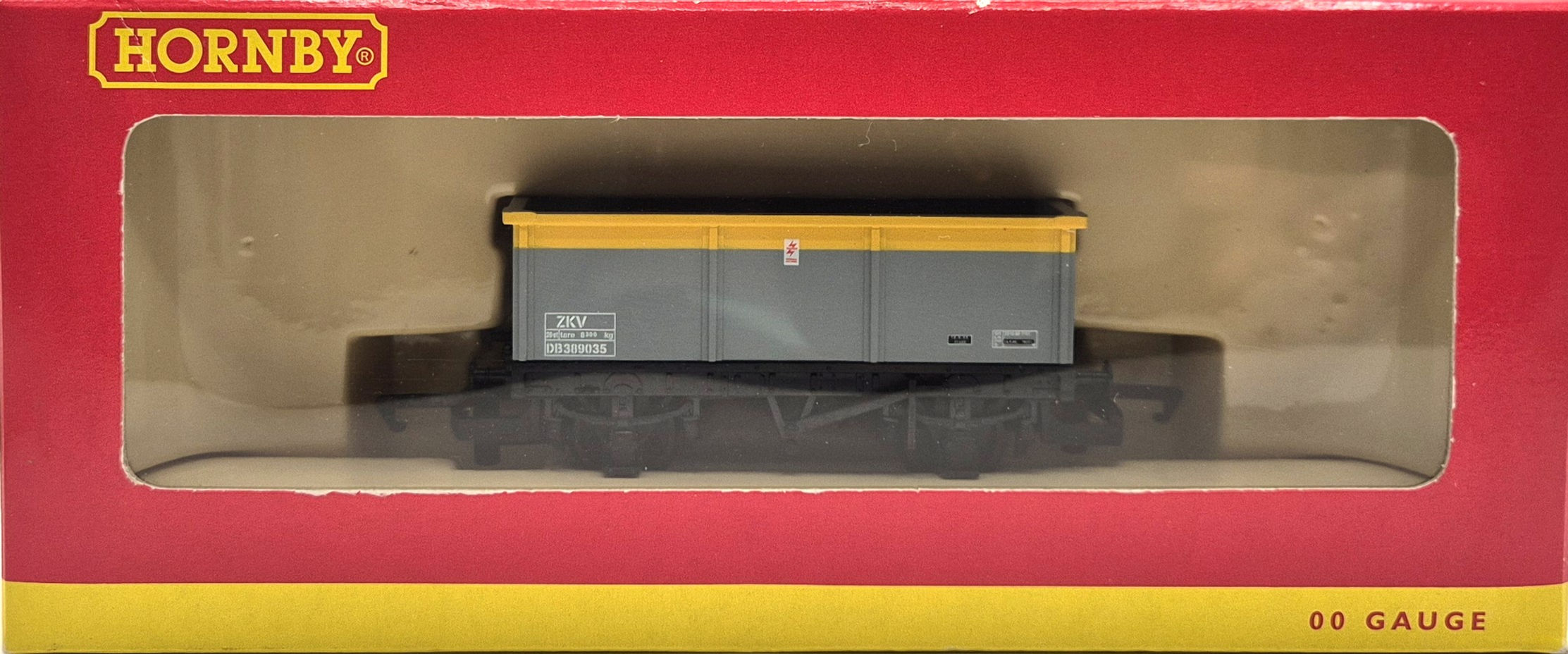 Hornby R6107 ZKV 27T Mineral Wagon DB389035 in BR Civil Engineers Dutch Livery