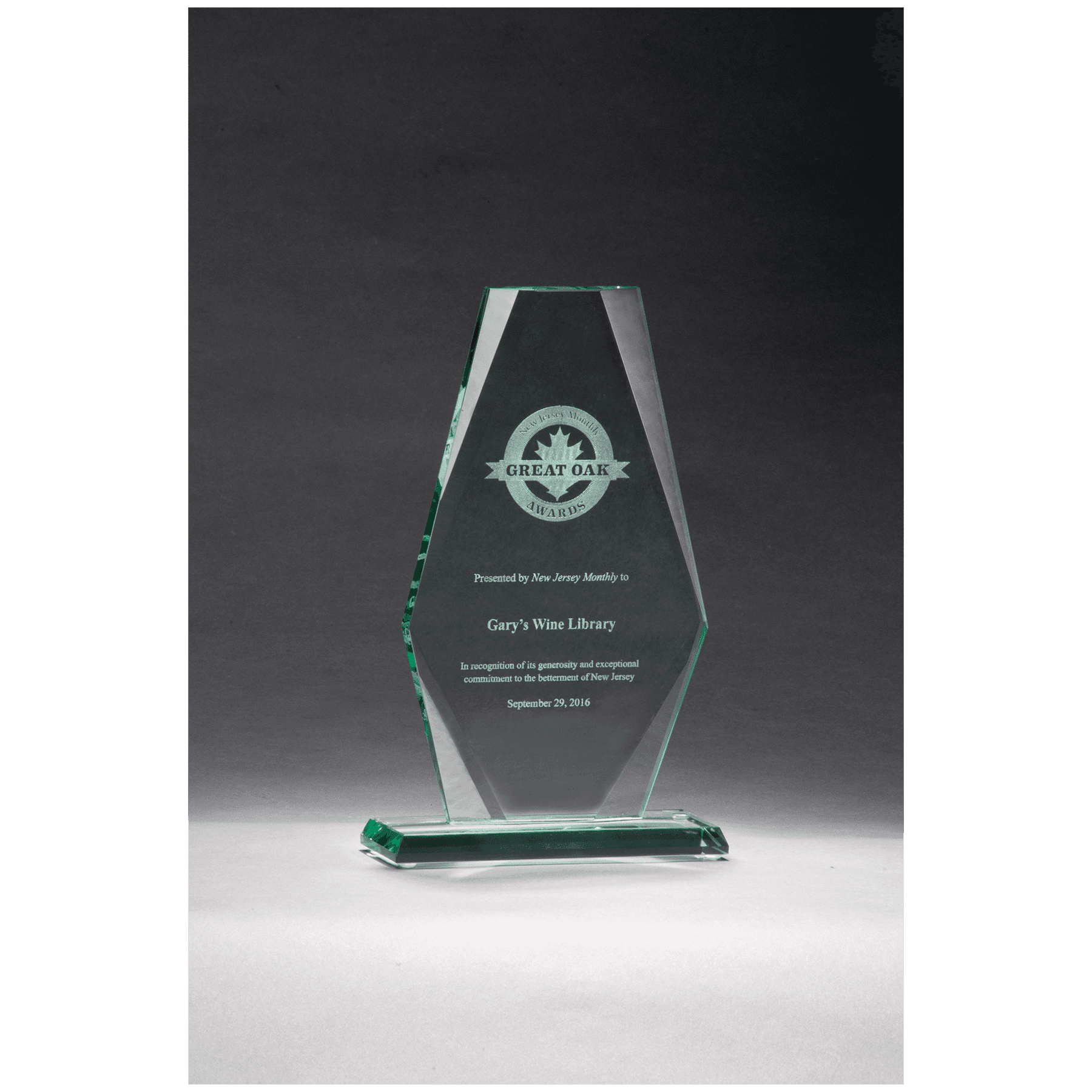 5" x 8" Premium Series Jade Glass Award