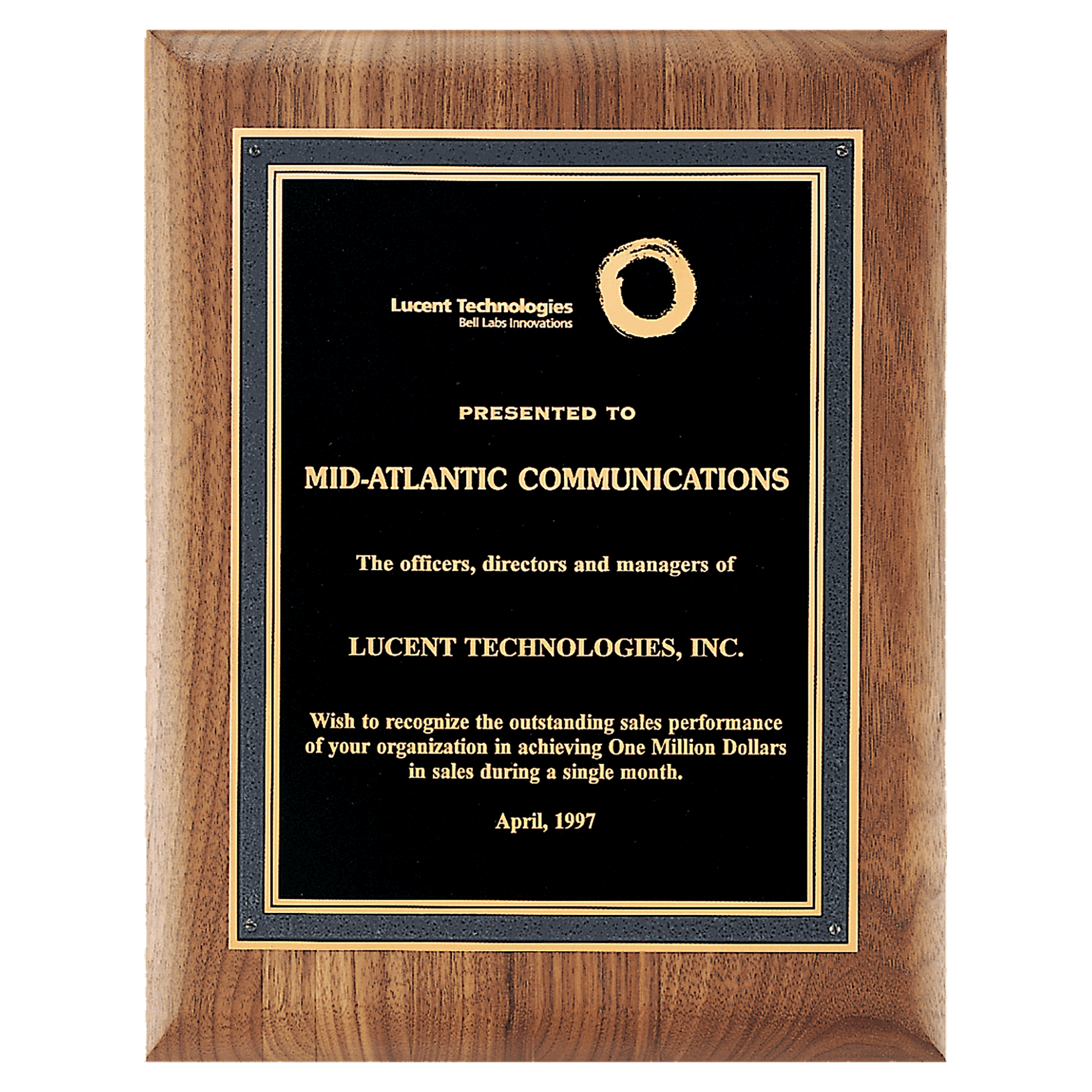 11" x 14" American Walnut Plaque with Black/Gold Florentine Border Textured Blac