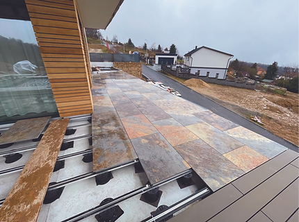 Porcelain Tiles & Buzon U-BRS Alu Rail System