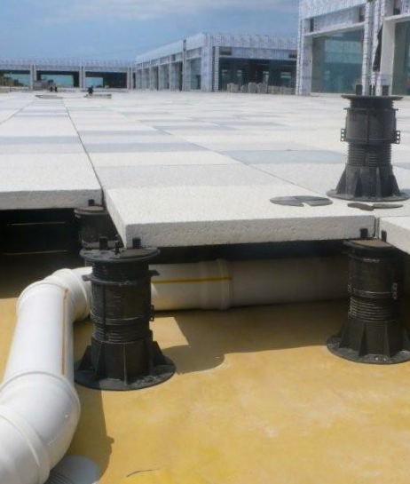 Buzon Pedestal with stone pavers on top, terrace application
