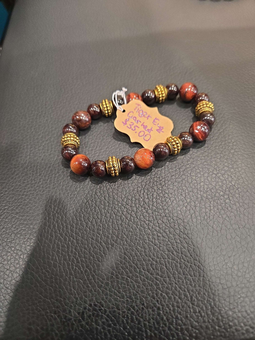 Thumbnail: Tiger Eye Garnet Bracelet 