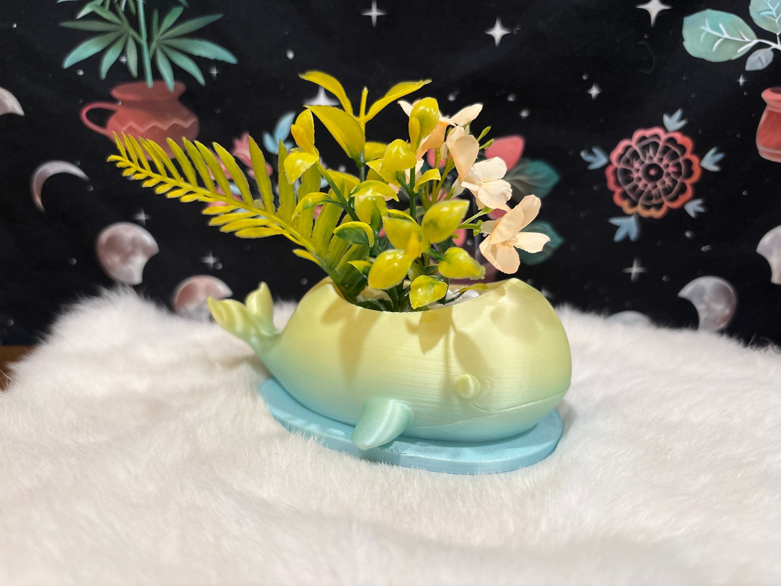Whale planter