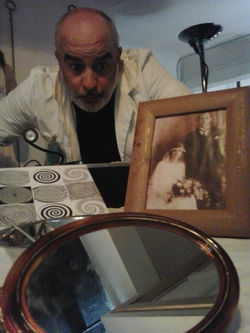 La cara y el espejo.jpg