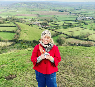 Finding Your Costa del Lols: Art, Fantasy and Well‑Being with Helen Brown