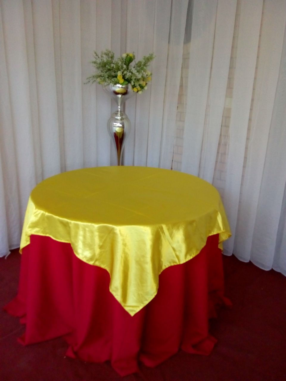 Miniatura: mesas para festa