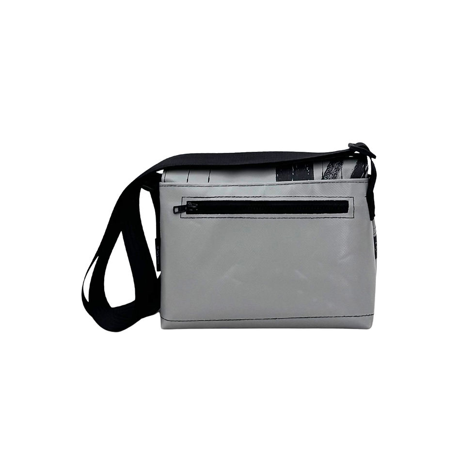 Miniatura: Borsa Messenger Small: Comodità Sostenibile.