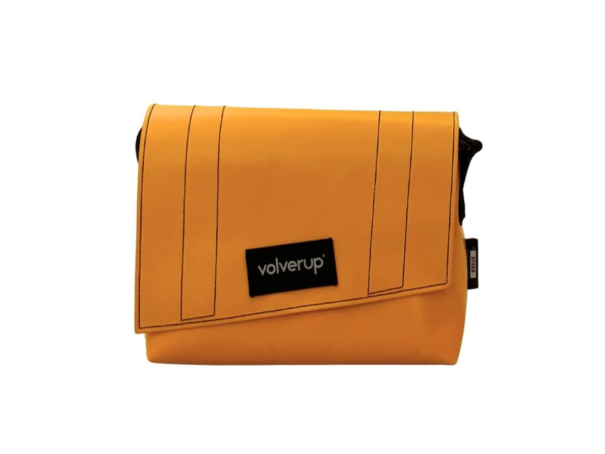 Borsa Messenger Small: Comodità Sostenibile.